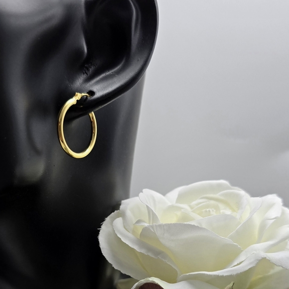 ❤️ Golden Huggie Hoop STERLING SILVER Earrings - Picture 2 of 3